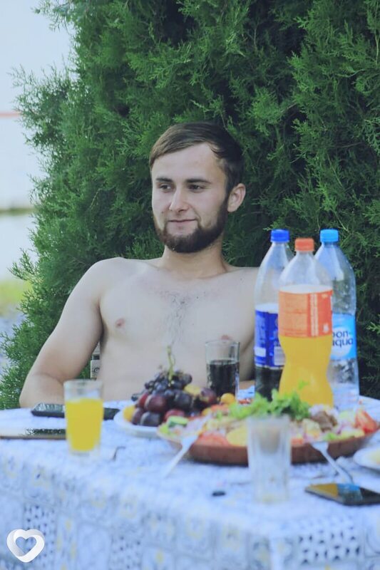 Алишер, 22, Сургуте — анкета №2058919