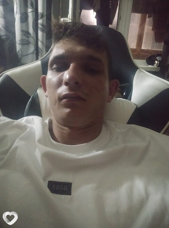 Семëн, 24, Пскове — анкета №2059310