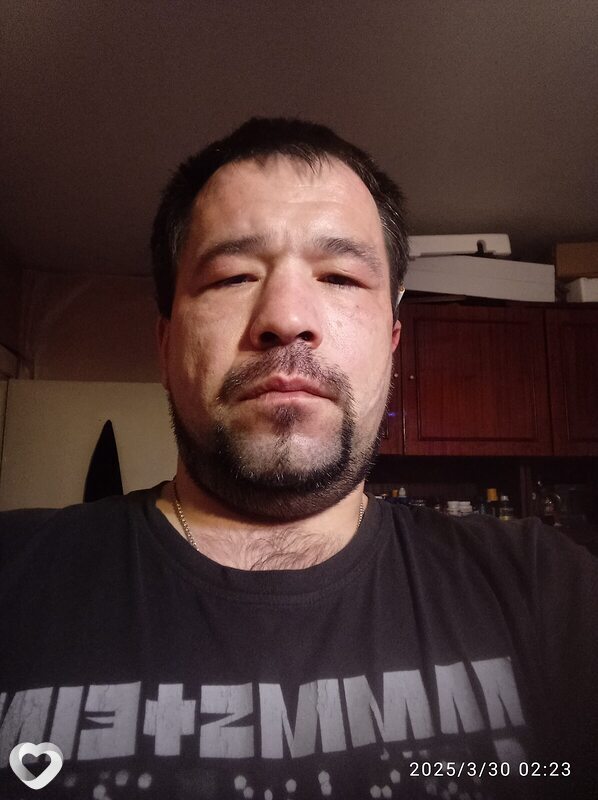 Павел, 37, Абакане — анкета №2059151