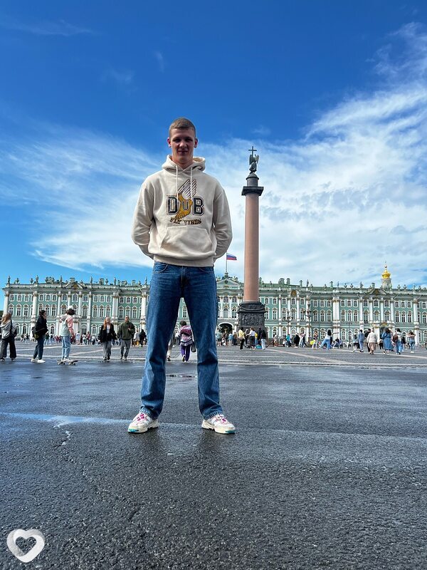 Михаил, 26, Москве — анкета №2060137