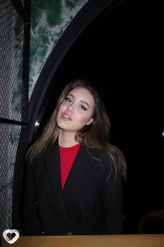 Вика, 25, Москве — анкета №2060487