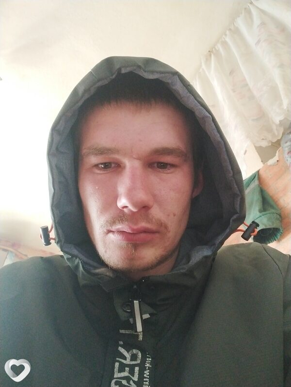 Александр, 23, Речице — анкета №2060653
