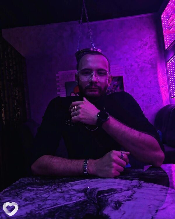 Андрей, 26, Новороссийске — анкета №2061363
