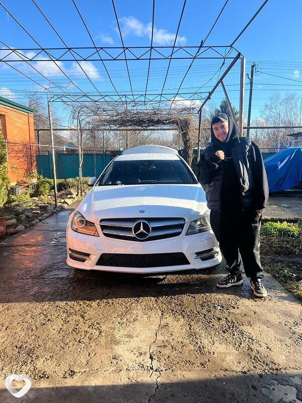 Мансур, 21, Москве — анкета №2063143