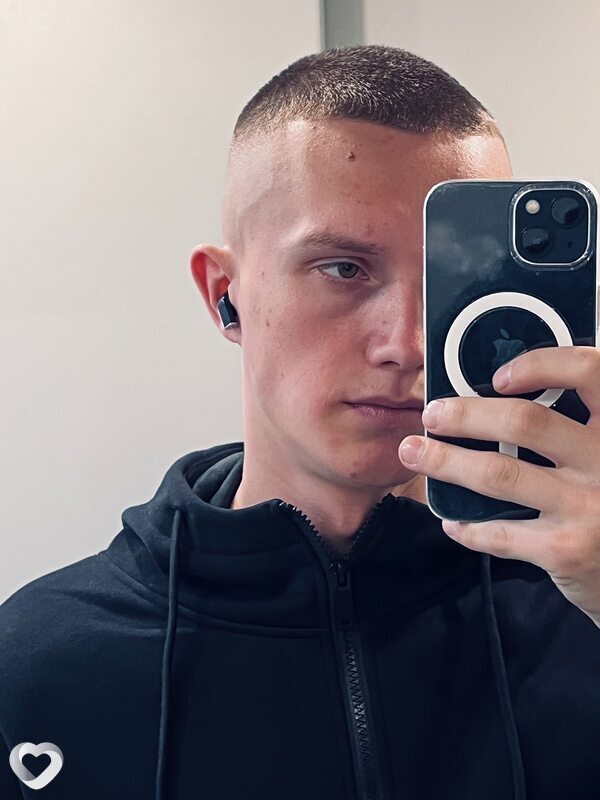 Дмитрий, 23, Барнауле — анкета №2063558