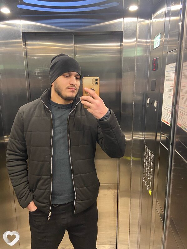 Иззат, 25, Москве — анкета №2063508