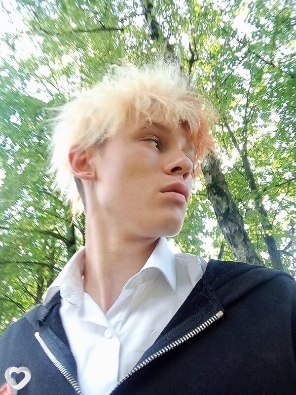 Кирилл, 20, Минске — анкета №2063627