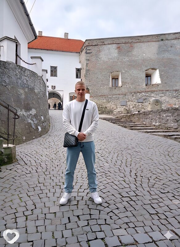 Иван, 21, Киеве — анкета №2063743