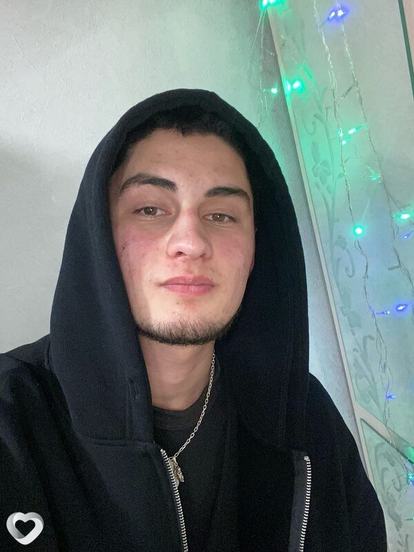 Тимур Темиров, 21, Новосибирске — анкета №2063867