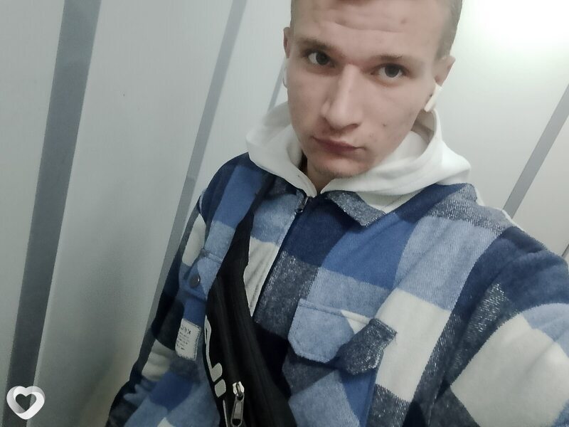 Данил, 19, Кирове — анкета №2064022