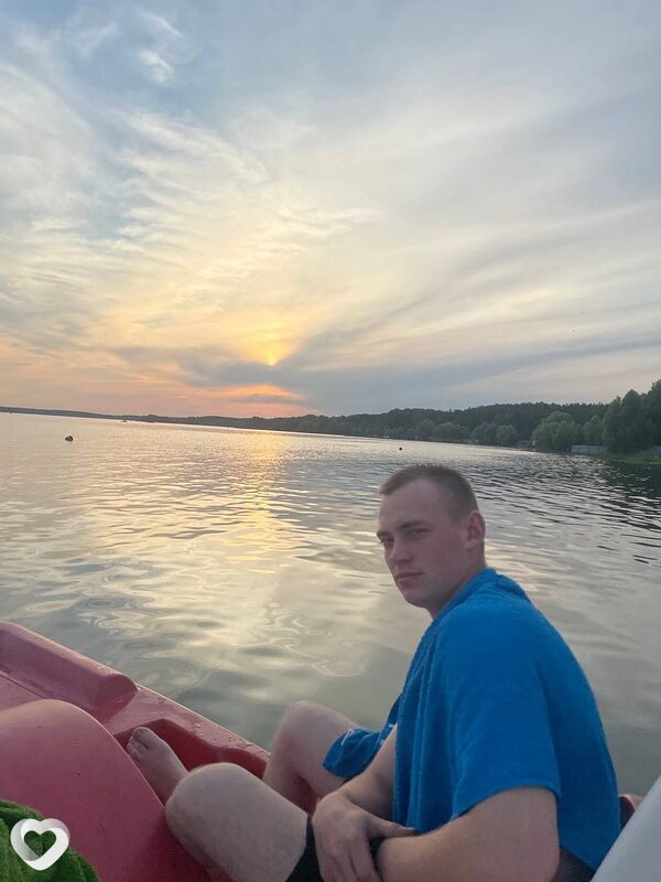 Александр, 22, Коврове — анкета №2064914