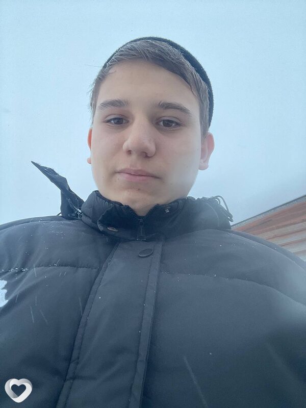 Александр, 19, Томске — анкета №2064977