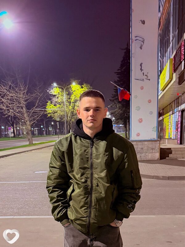 Серёга, 26, Донецке — анкета №2065636