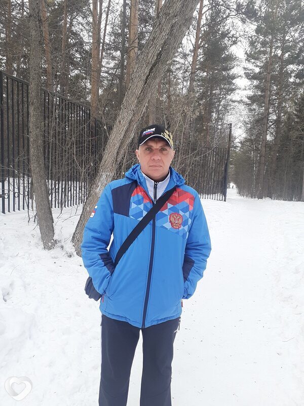 Артем, 43, Новосибирске — анкета №2066511