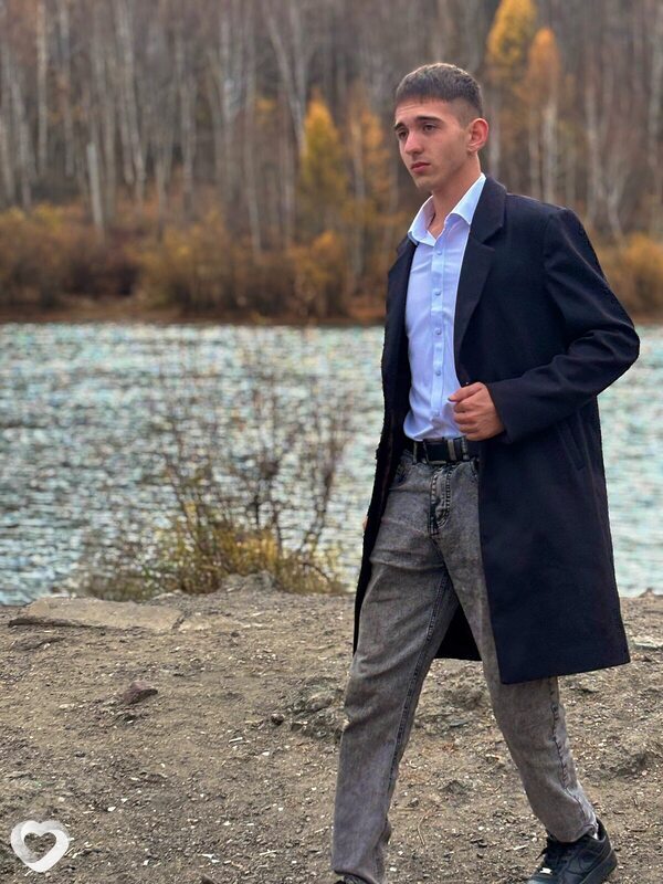 Вова, 22, Чите — анкета №2066953