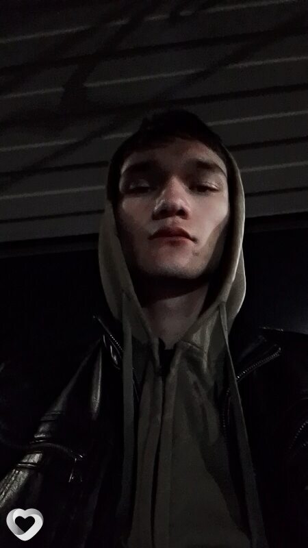 Дима, 21, Москве — анкета №2067257