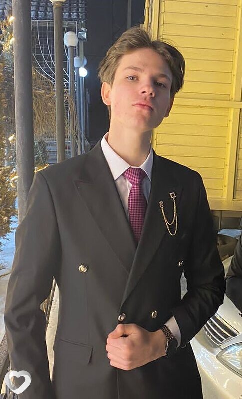 Максим, 19, Туркестане — анкета №2068268
