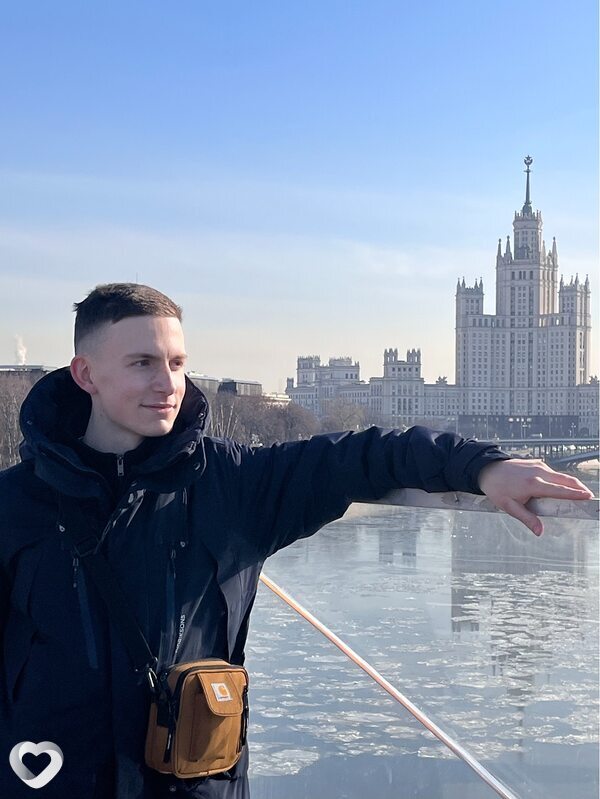 Артём, 20, Севастополе — анкета №2068498