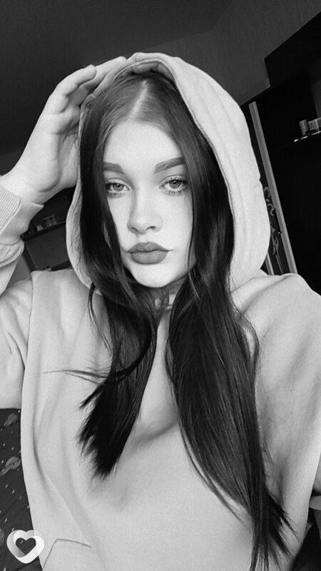 Настя, 20, Барнауле — анкета №2068601