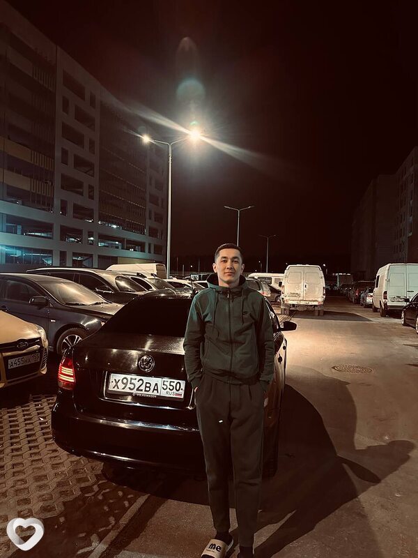 Бек, 24, Москве — анкета №2068647