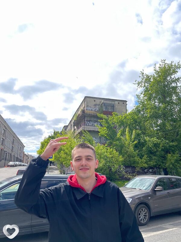 Александр, 22, Москве — анкета №2069573