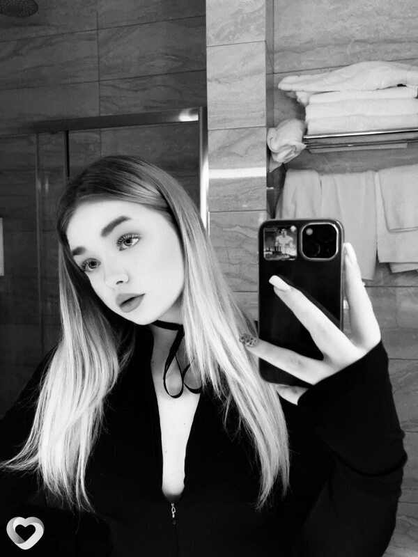 Полина, 22, Миассе — анкета №2069203