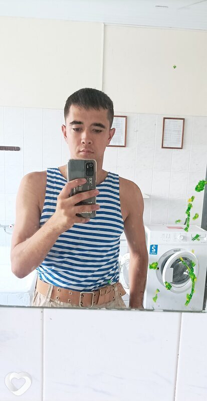 Алексей, 25, Екатеринбурге — анкета №2069891