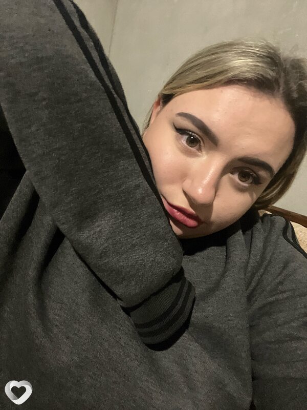 Настя, 20, Новокуйбышевске — анкета №2070158