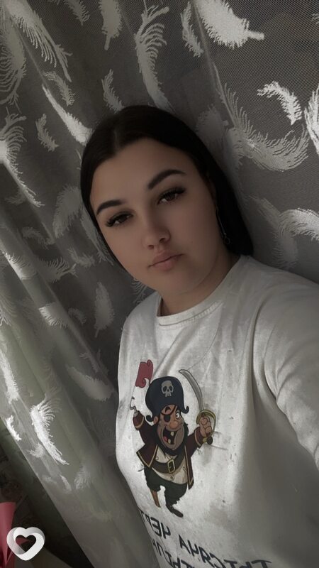 Альбина, 19, Кемерове — анкета №2070549
