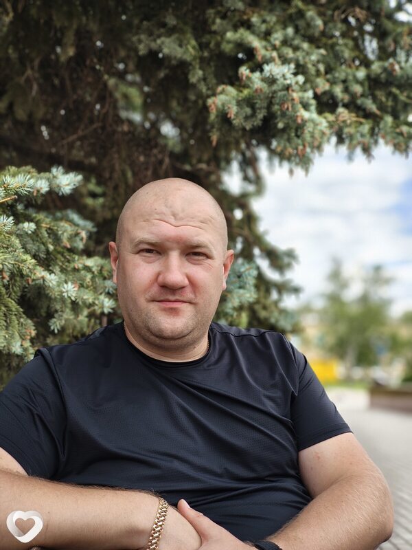 Максим, 33, Стаханове — анкета №2070555
