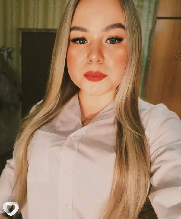 Алина, 23, Москве — анкета №2070990
