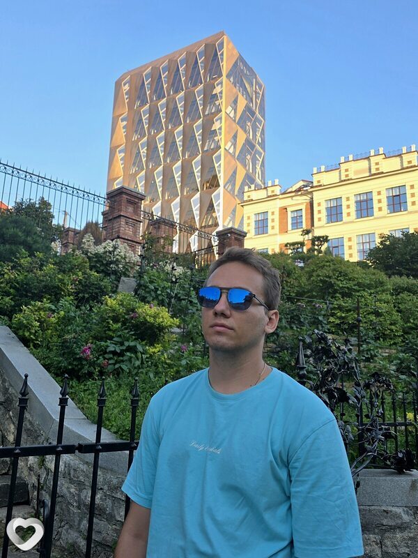 Павел, 25, Донецке — анкета №2071112