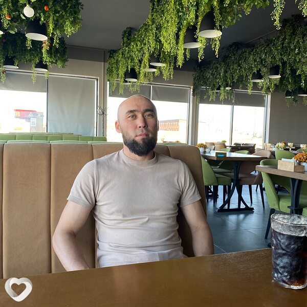 Болат, 38, Атырау(гурьев) — анкета №2070838
