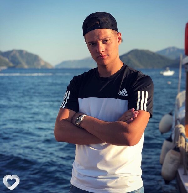 Дима, 27, Минске — анкета №2071782