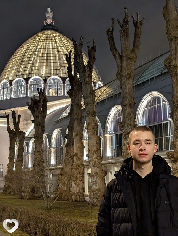 Гриша, 21, Екатеринбурге — анкета №2071213