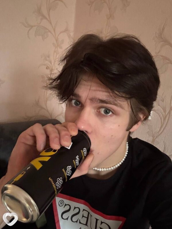 Сережа, 20, Санкт-Петербурге — анкета №2071961