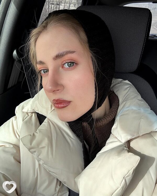 Настя, 28, Амурске — анкета №2071963