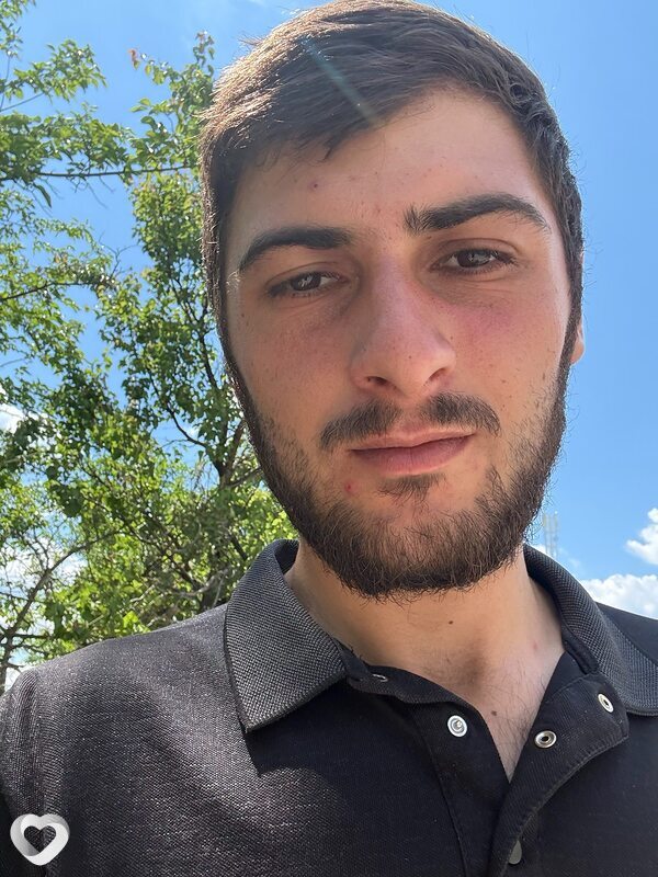 Арсен, 23, Луганске — анкета №2072324