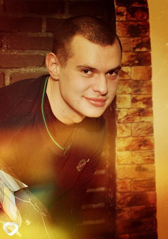 Алексей, 32, Коммунаре — анкета №2072691