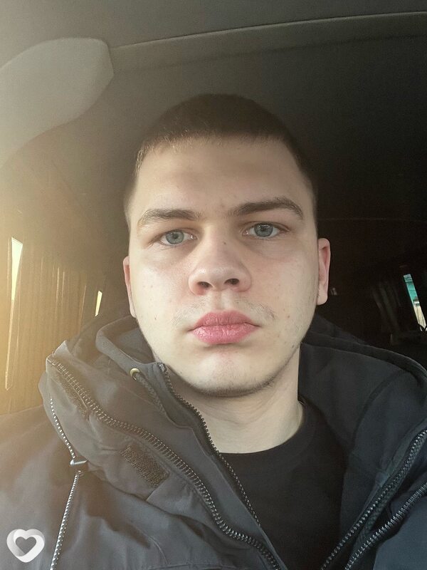 Стас, 19, Калинковичах — анкета №2072972