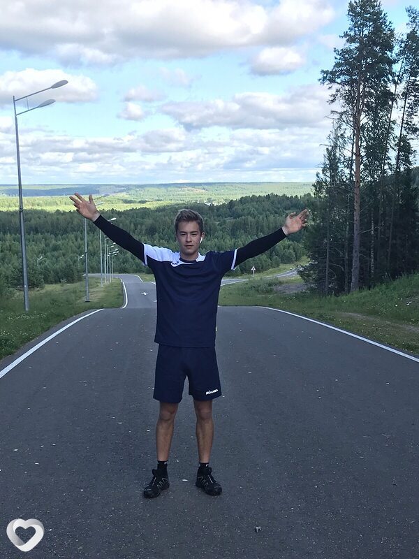 Артем, 28, Москве — анкета №2073451