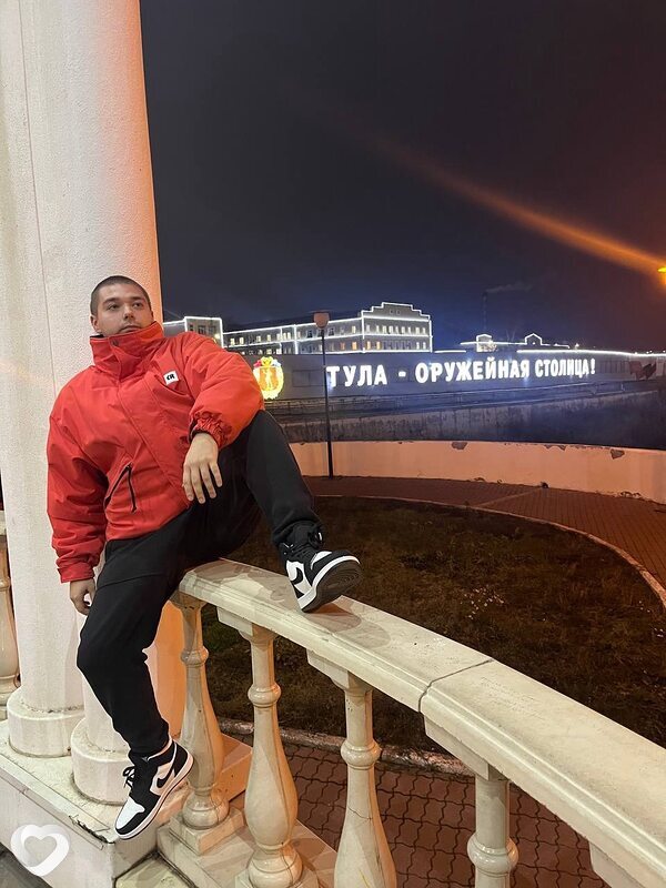 Арсений, 25, Москве — анкета №2073453