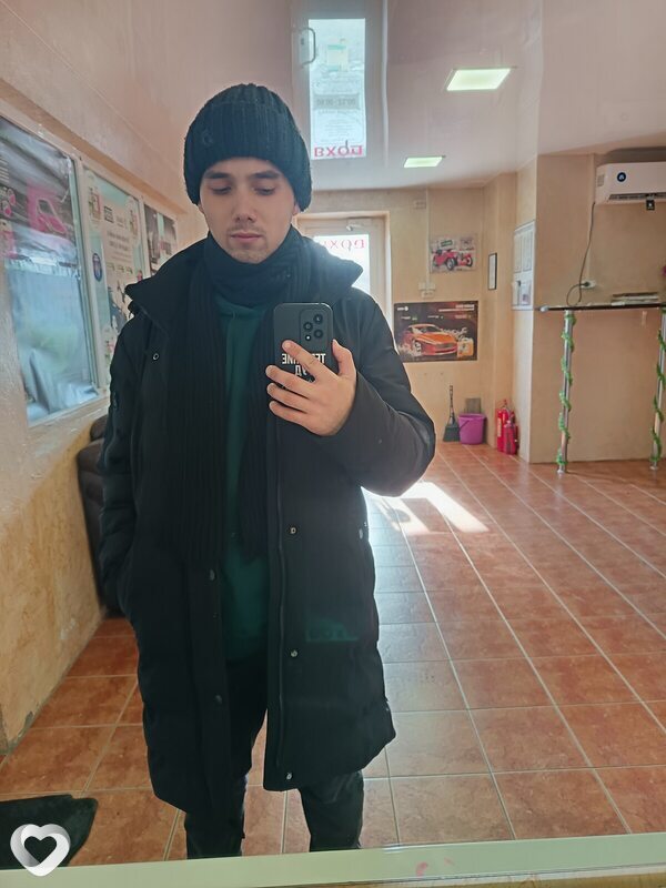 Кирилл, 24, Артеме — анкета №2074205