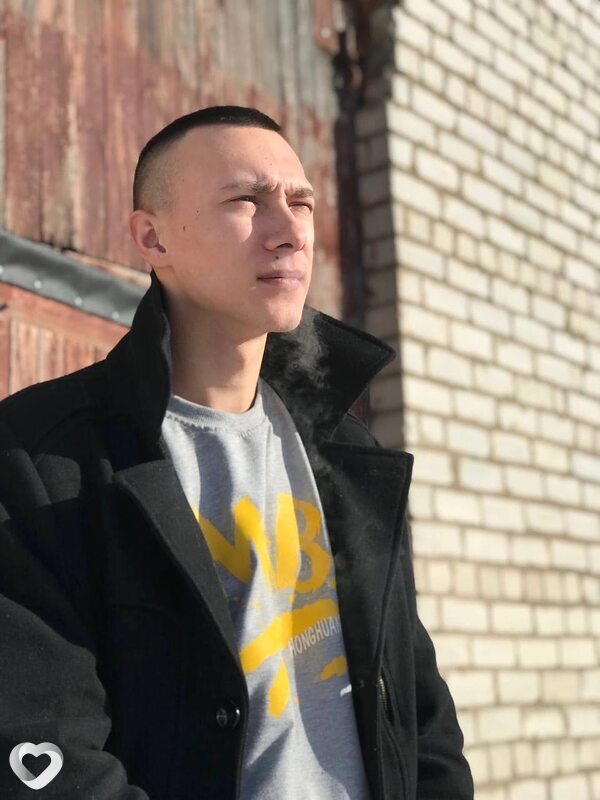 Илья, 25, Смоленске — анкета №2074307