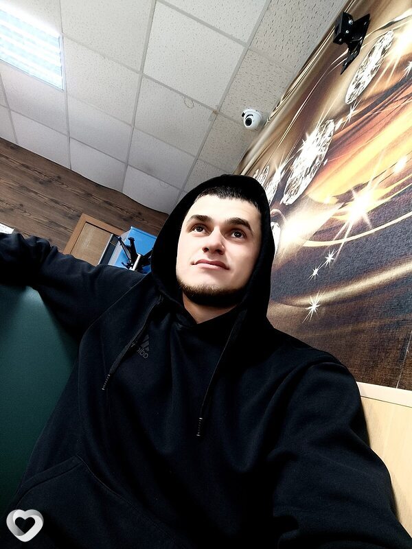 Алексей, 26, Юрге — анкета №2074470