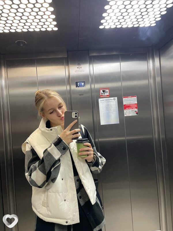 Ульяна, 23, Санкт-Петербурге — анкета №2074589