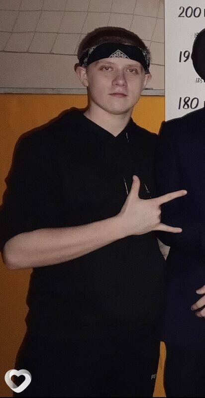 Евгений, 20, Новосибирске — анкета №2074850