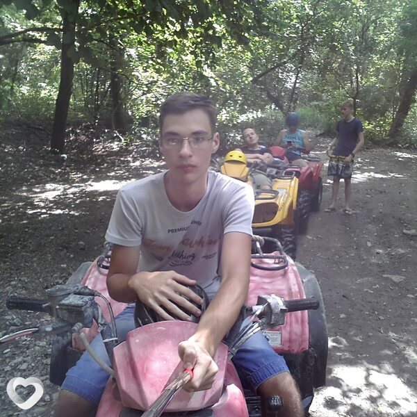 Евгений, 28, Краснодаре — анкета №2074822