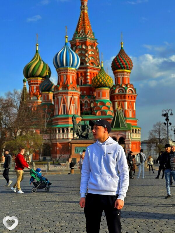 Иван, 21, Белгороде — анкета №2075306