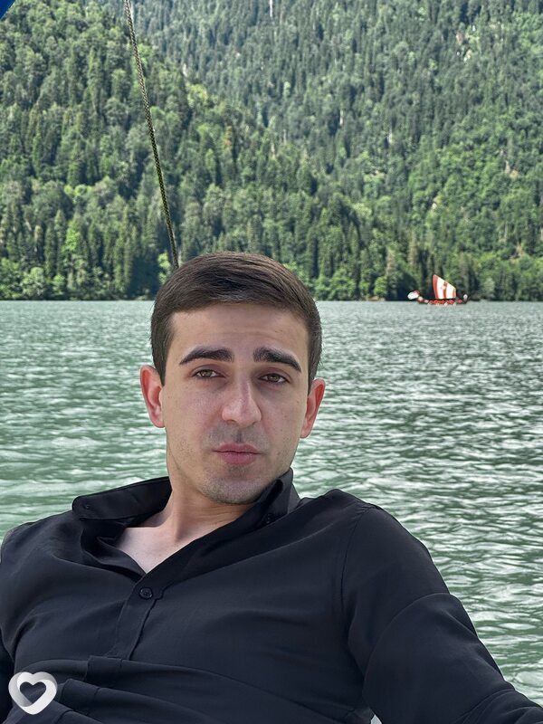 Олег, 31, Москве — анкета №2075411